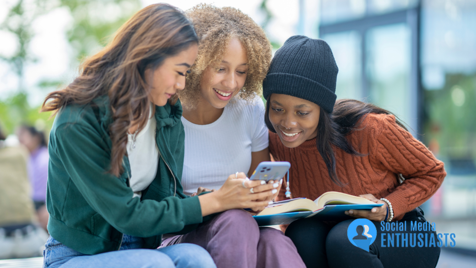 Algorithm Updates You Need to Know Before Year-End - Social Media ...