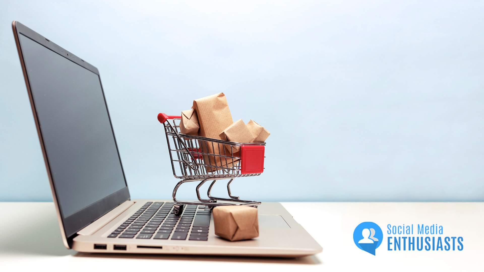 Social Media Strategies to Dominate Black Friday Weekend