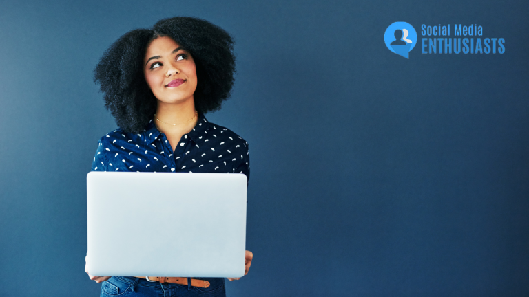 Silent Night, Viral Night: How to Create Scroll-Stopping Holiday Content